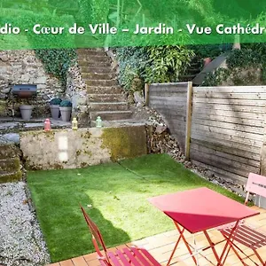 Oo Le Jardin Oo Paisible équipé Et Bien Placé Appartement